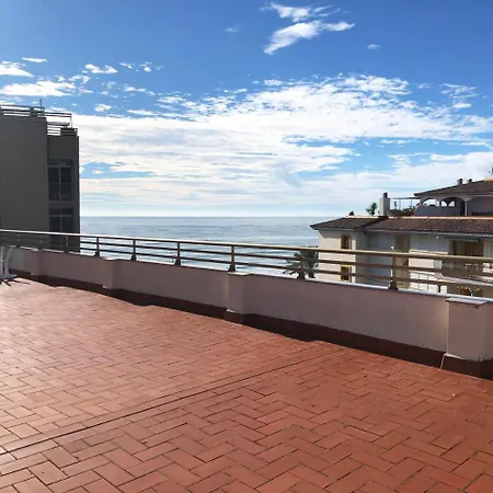 New Stunning Seaview Apartment With Lovely Balcony Calafell Exterior photo