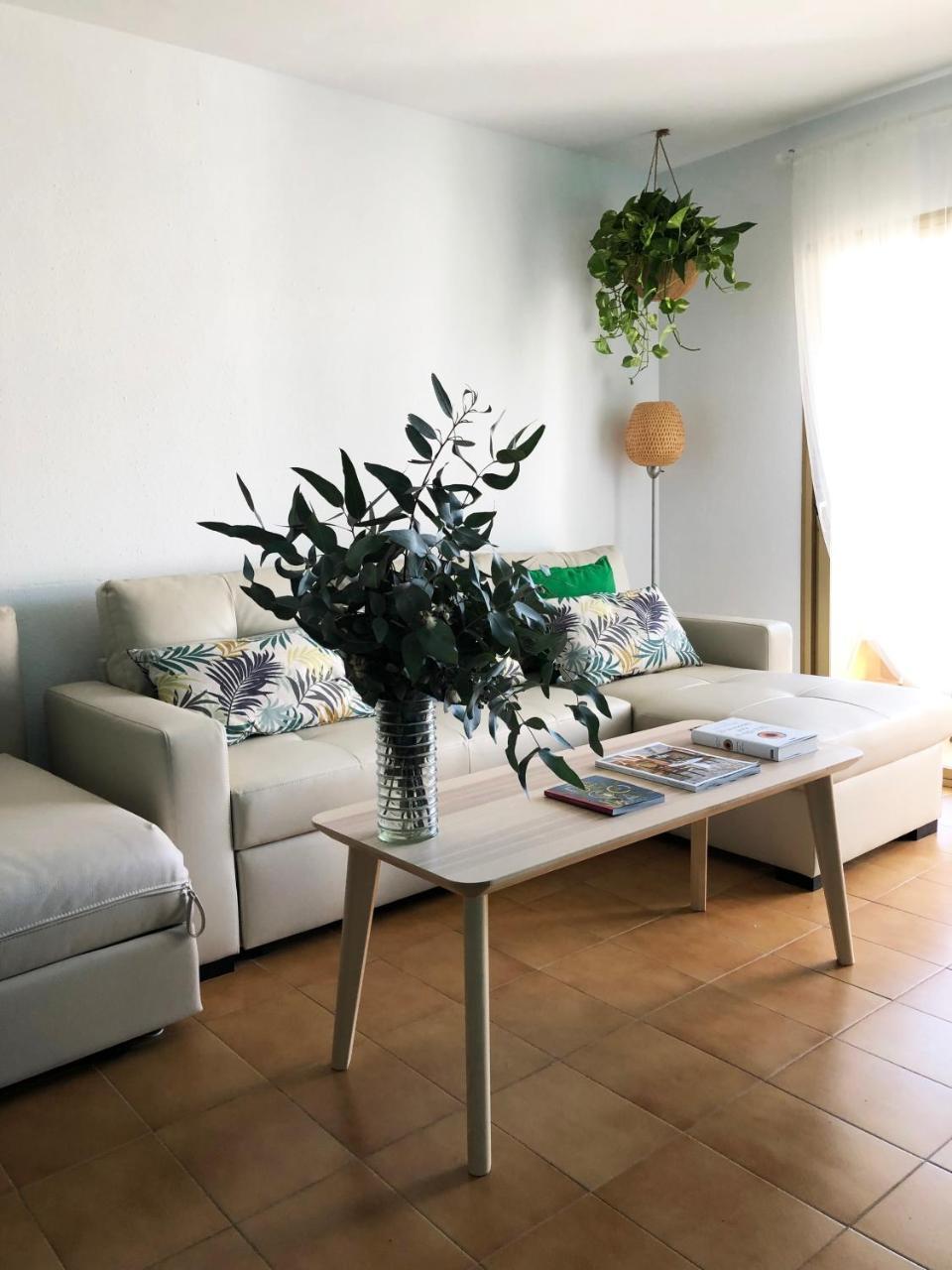 New Stunning Seaview With Lovely Balcony * Calafell
